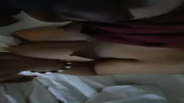 Cewek Jilbab Merah Blowjob Pakai Gelang Sampai Kontol Muncrat