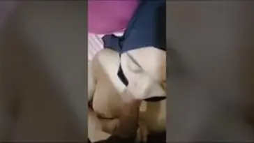 Di BJ Cewe Jilbab Hitam Sambil Cubit Putingnya