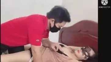 Tante Istri Cantik Pasrah Goyang Kasur Tidur